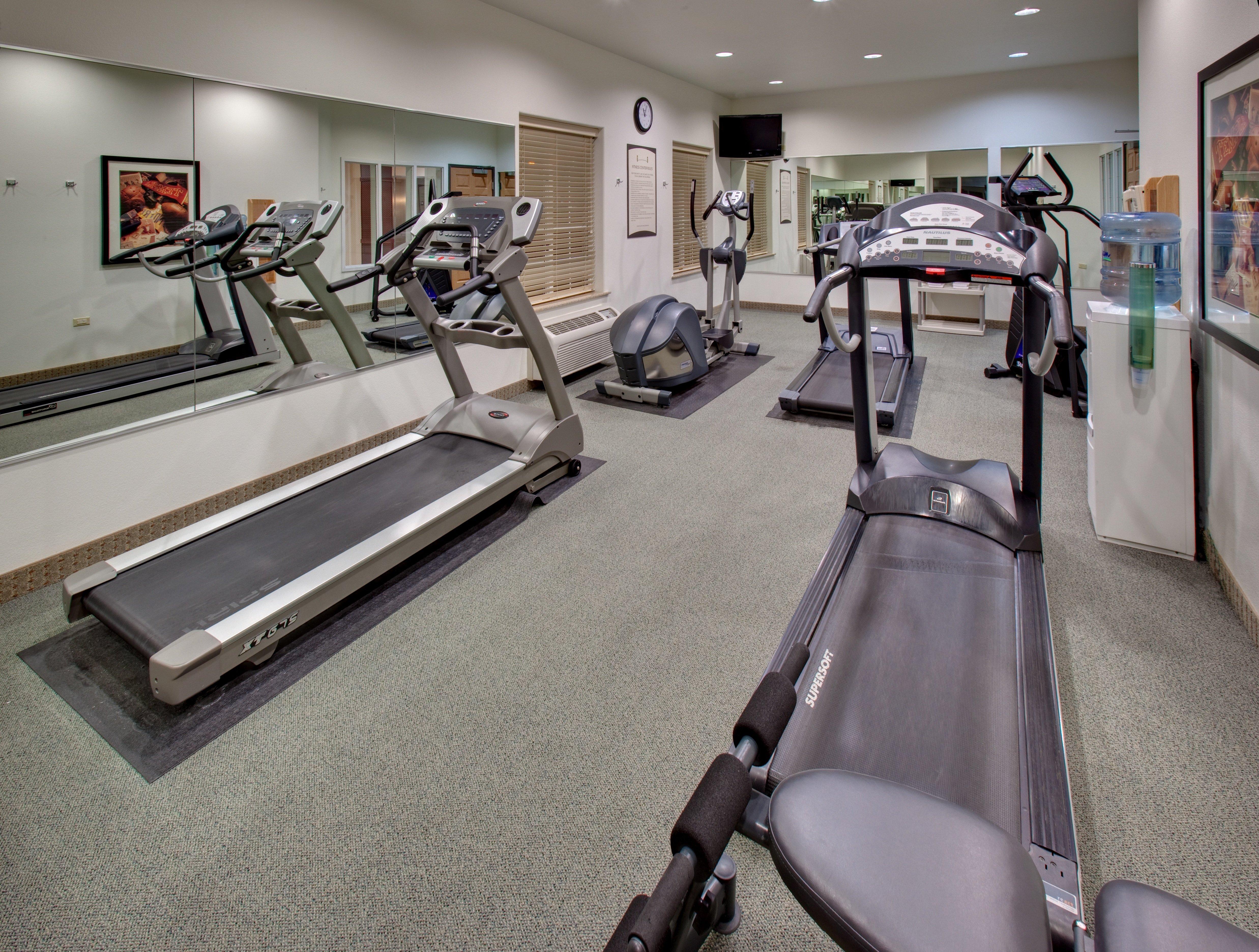 Staybridge Suites Rockford By Ihg Einrichtungen foto