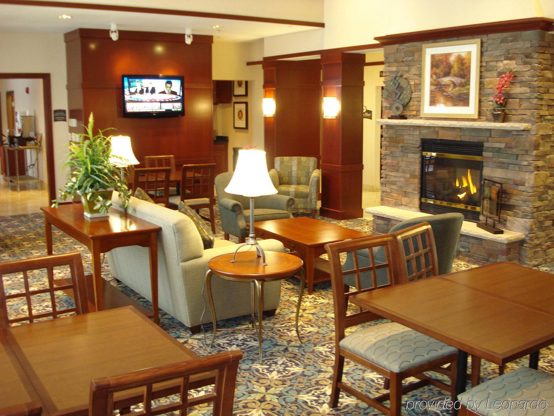 Staybridge Suites Rockford By Ihg Exterior foto