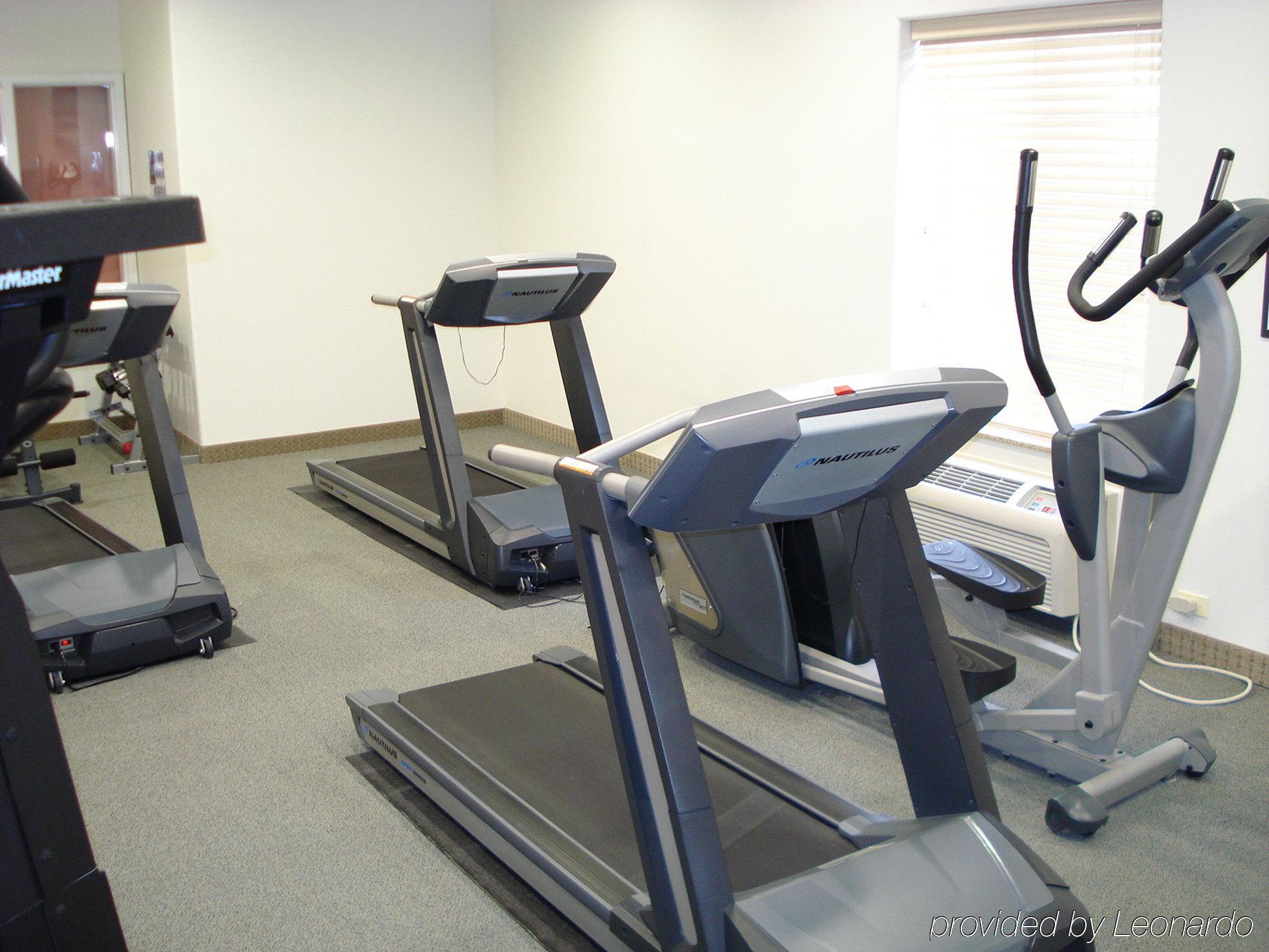 Staybridge Suites Rockford By Ihg Einrichtungen foto